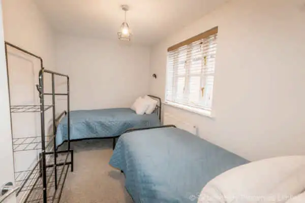 Twin Bedroom with Two Single Beds